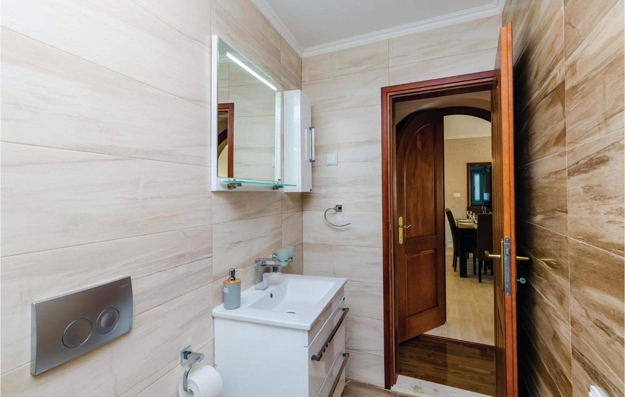 Amazing Home In Herceg Novi With House Sea View Bagian luar foto