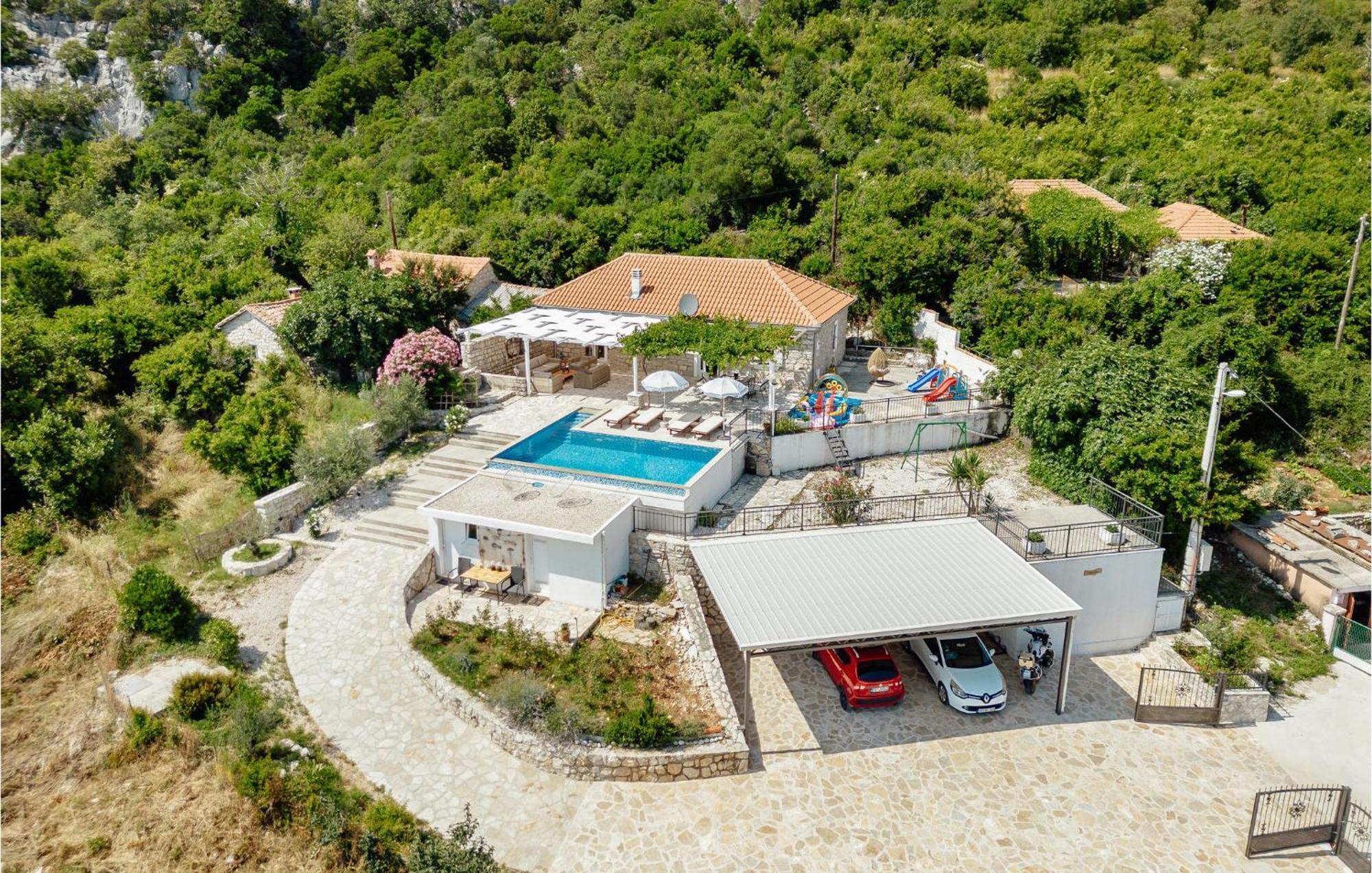 Amazing Home In Herceg Novi With House Sea View Bagian luar foto